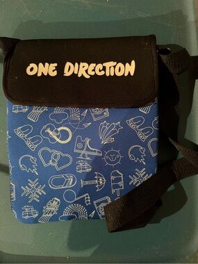 1D Blue & Black One Direction Messenger Bag